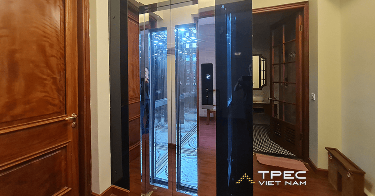 Thang máy kính 350kg - dự án nhà cải tạo phố cổ
