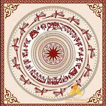 Mẫu sàn gạch thang máy hoa văn vuông họa tiết trống đồng Đông Sơn đỏ, mặt trời ở tâm