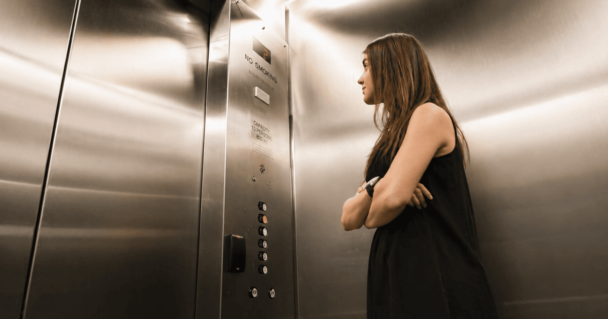 Phương pháp giải thoát khẩn cấp thang máy
